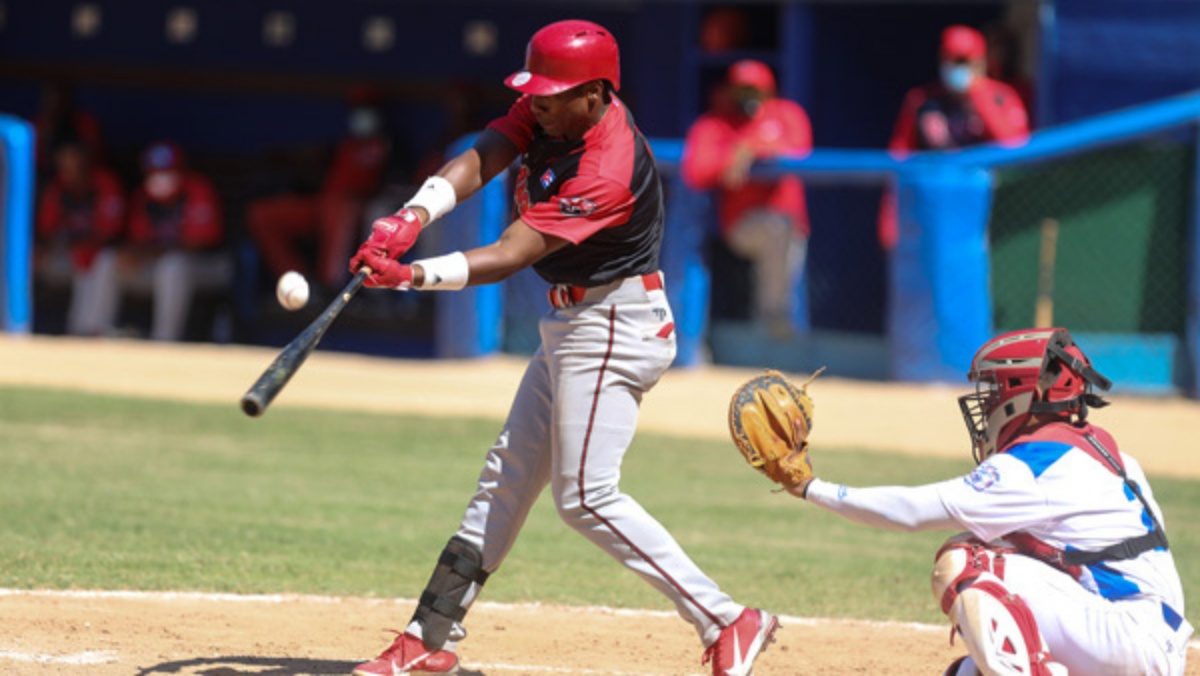 Aplazan inicio de la Serie Nacional de Béisbol en Cuba