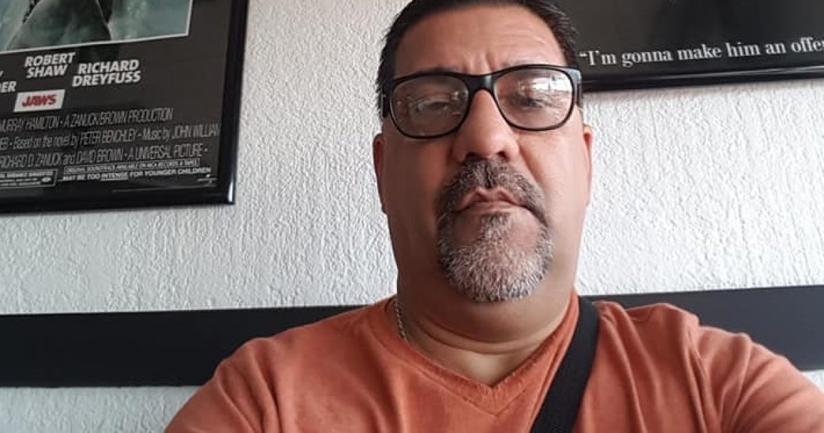Comedian Otto Ortiz seeks legal advice to sue a Cuban government company